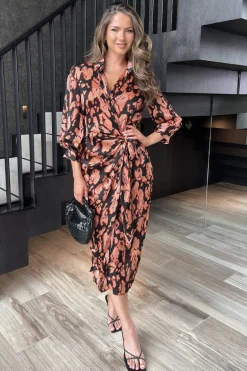 Black Abstract Print 3/4 Sleeved Tie Waist Midi Dress