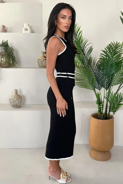 Black Ribbed Contrast Detail Knitted Dress